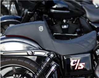 saddlemen-seats-saddlemen-x-san-diego-customs-step-up-seat-gripper-fits-06-17-dyna-models__94671